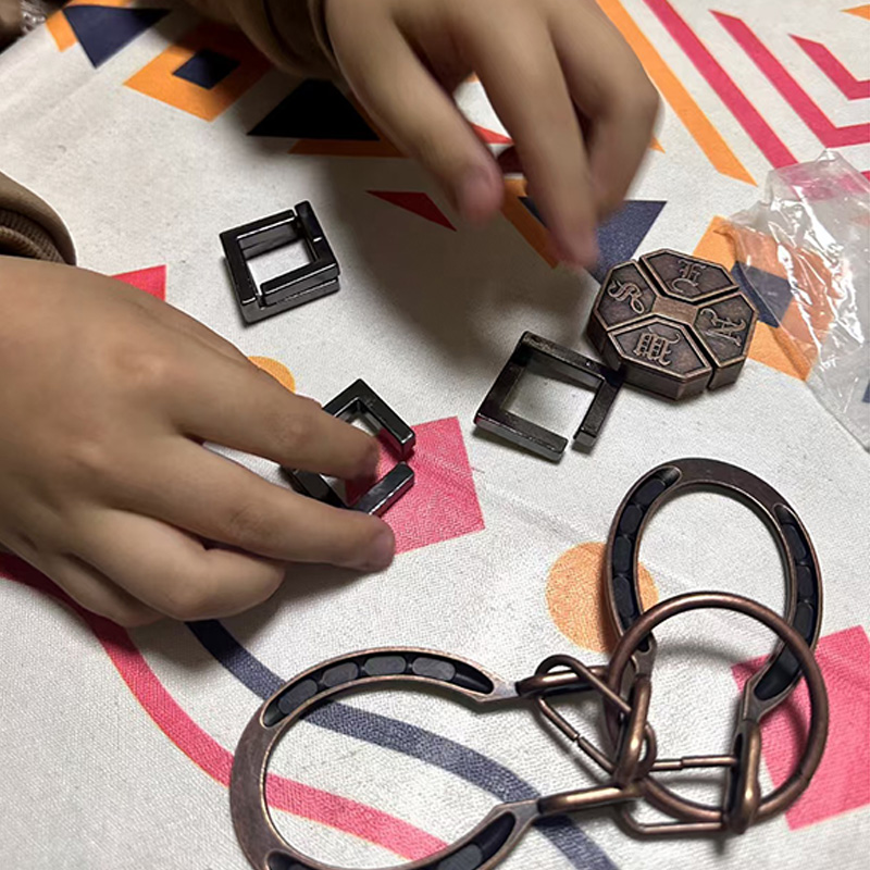 مجموعة من 3 ألغاز معدنية لفك ا - مراجعة Kids Toys Very وسعره